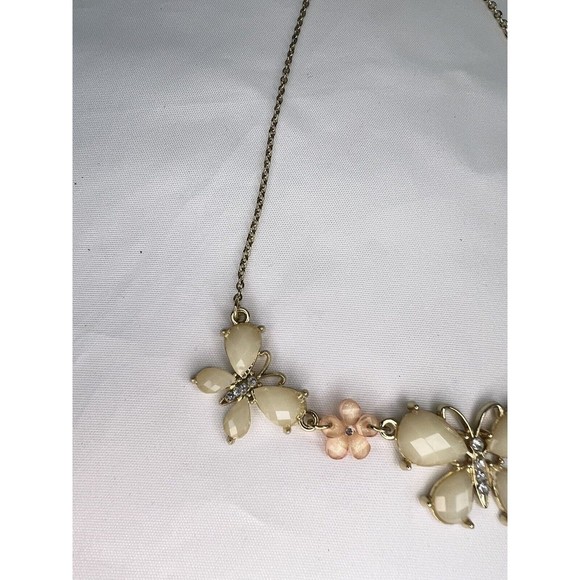Gold Tone Rhinestones Butterfly Flowers‎ Statement Necklace - Picture 5 of 9